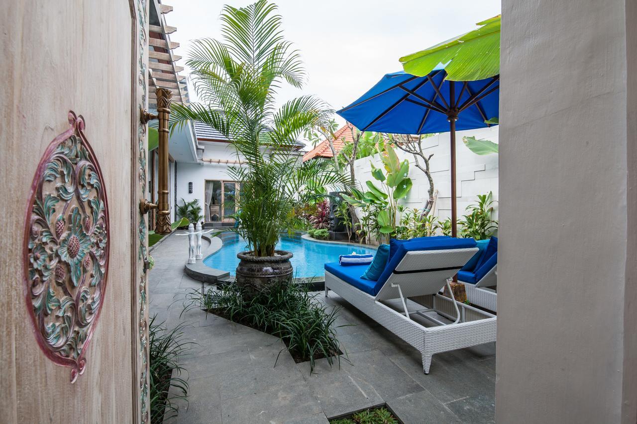 Ambermoon Villa 2 Seminyak Exterior foto