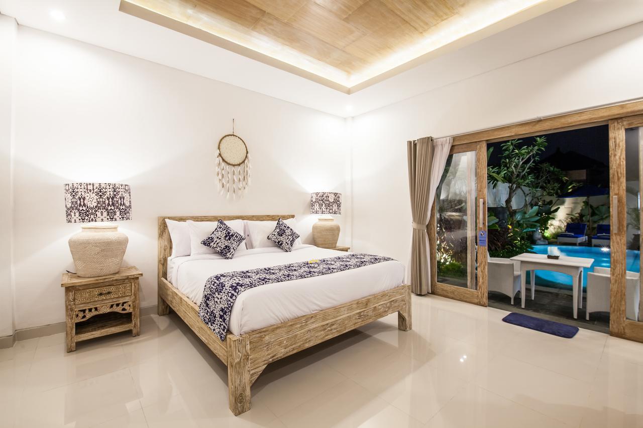 Ambermoon Villa 2 Seminyak Exterior foto